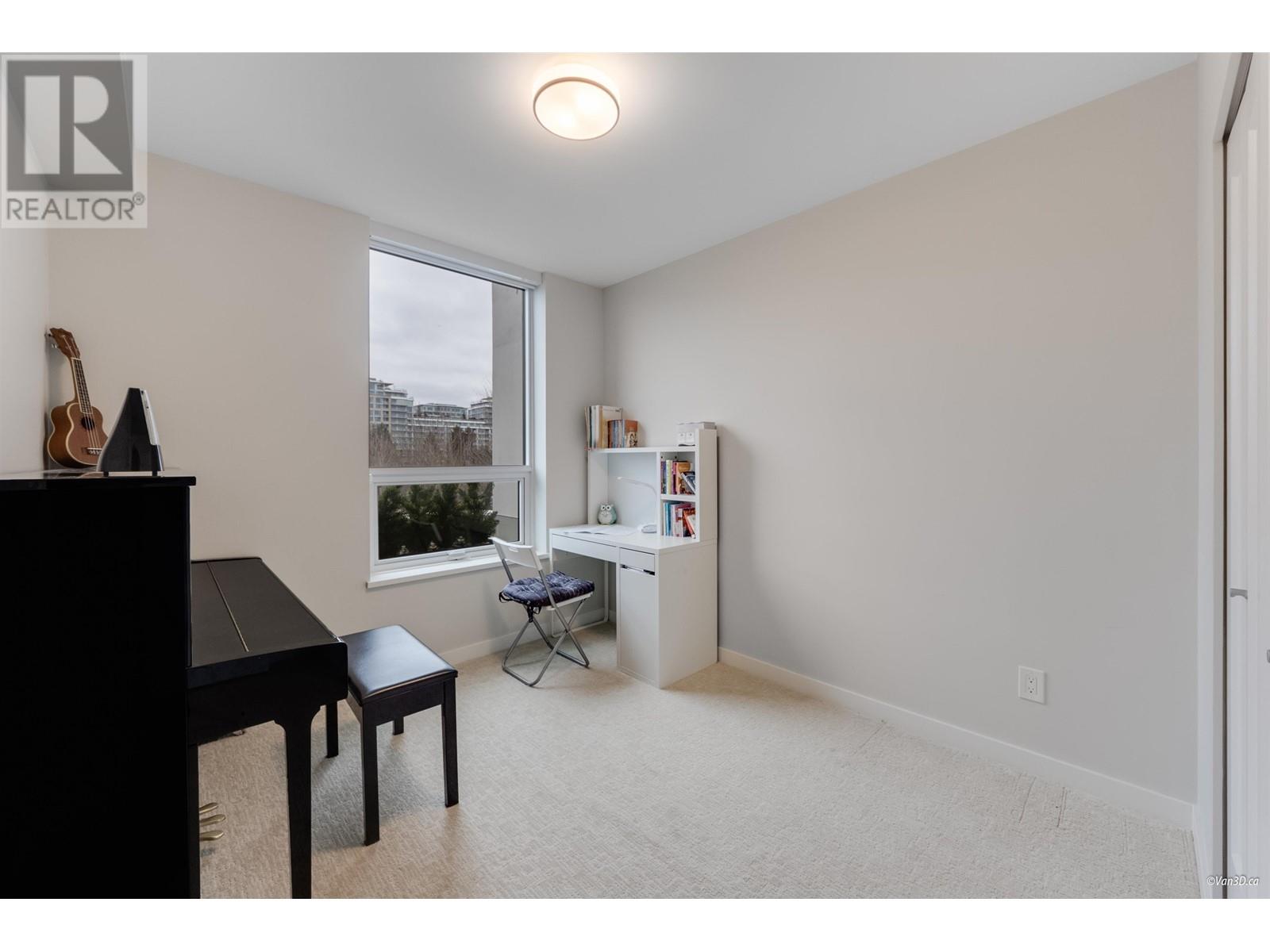 Listing Picture 19 of 29 : 407 3699 SEXSMITH ROAD, Richmond / 烈治文 - 魯藝地產 Yvonne Lu Group - MLS Medallion Club Member