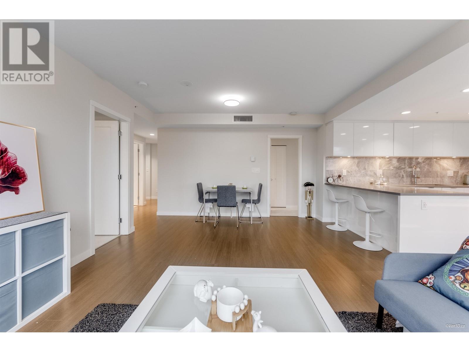 Listing Picture 8 of 29 : 407 3699 SEXSMITH ROAD, Richmond / 烈治文 - 魯藝地產 Yvonne Lu Group - MLS Medallion Club Member
