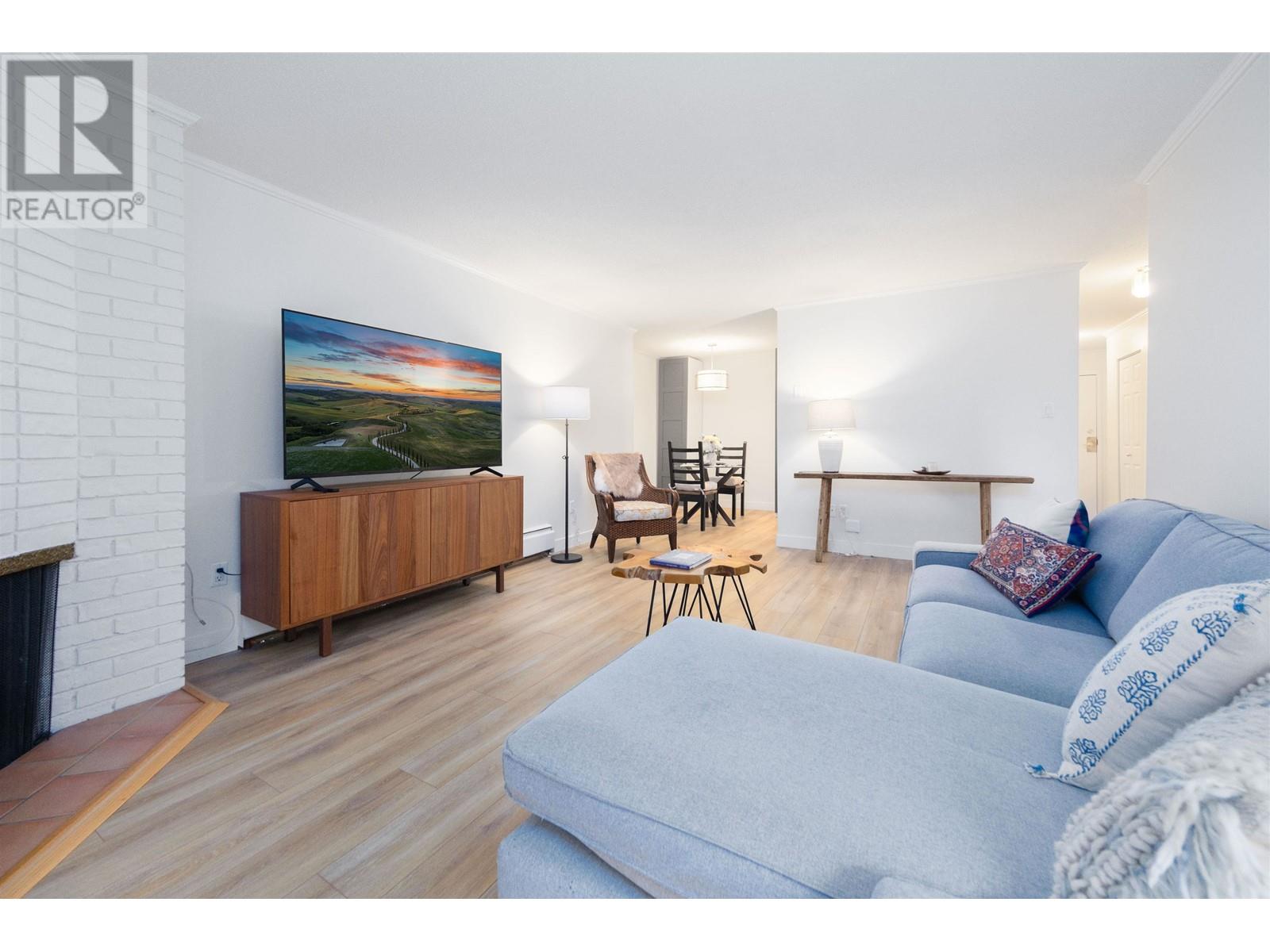 207 1610 Chesterfield Avenue, North Vancouver, British Columbia  V7N 2N7 - Photo 13 - R2969877