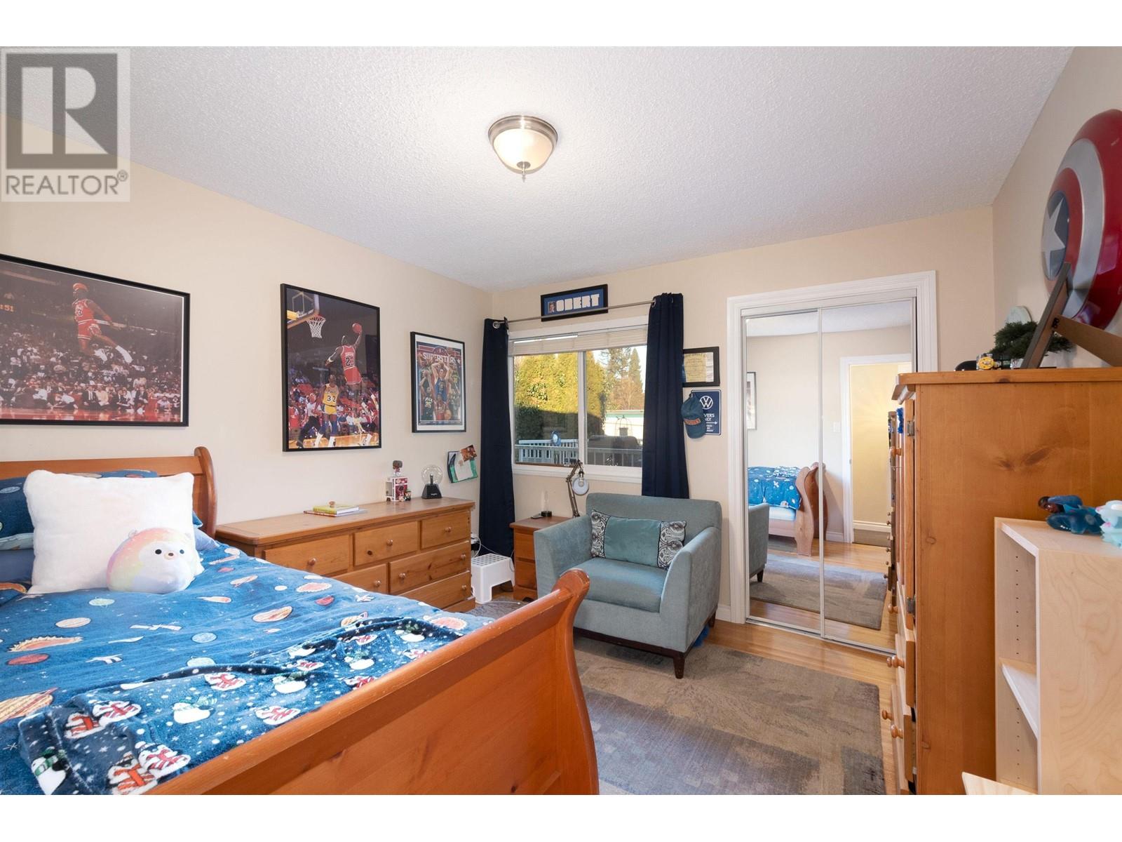 Listing Picture 18 of 40 : 5415 IVAR PLACE, Burnaby / 本拿比 - 魯藝地產 Yvonne Lu Group - MLS Medallion Club Member