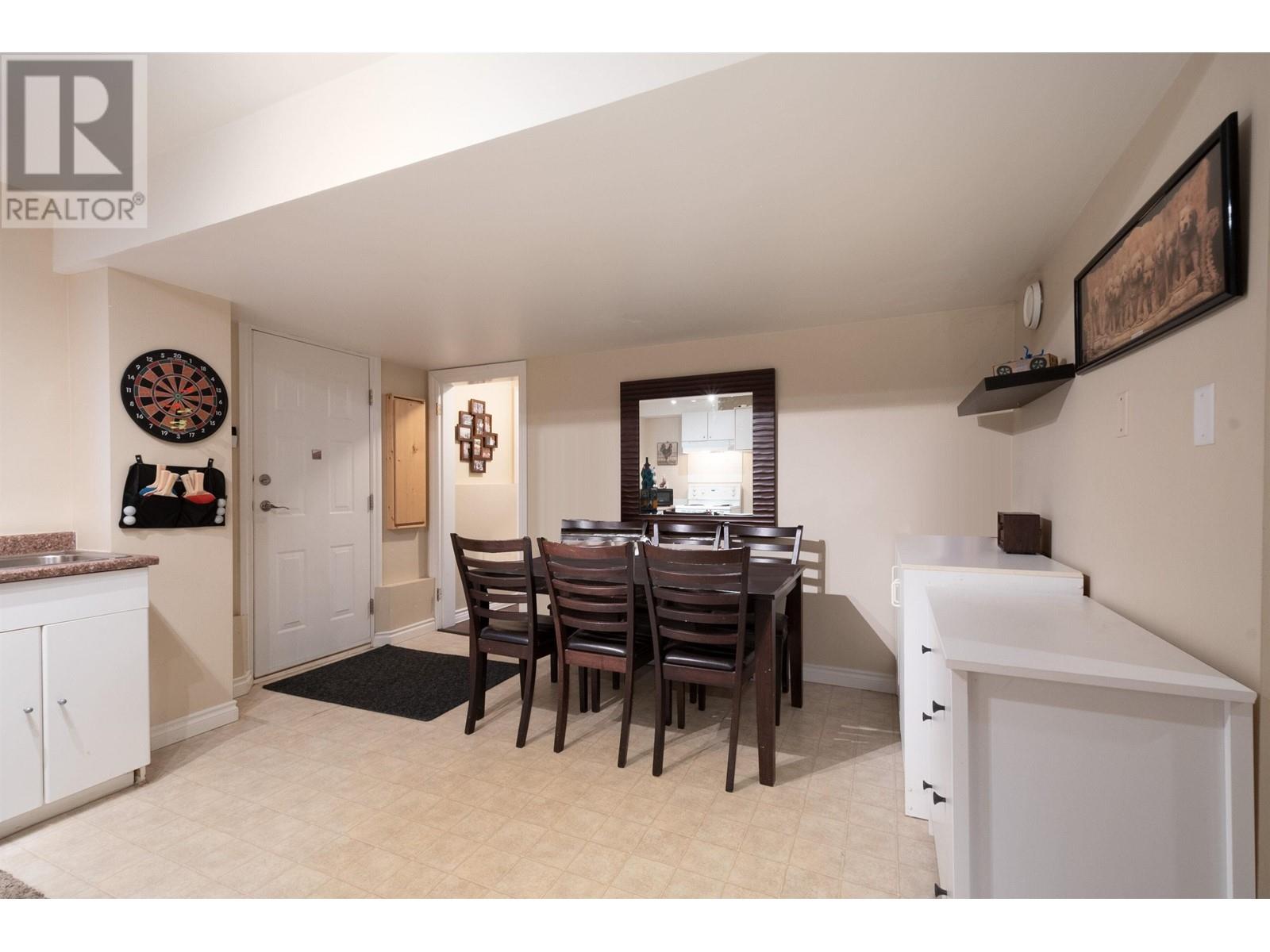 Listing Picture 24 of 40 : 5415 IVAR PLACE, Burnaby / 本拿比 - 魯藝地產 Yvonne Lu Group - MLS Medallion Club Member