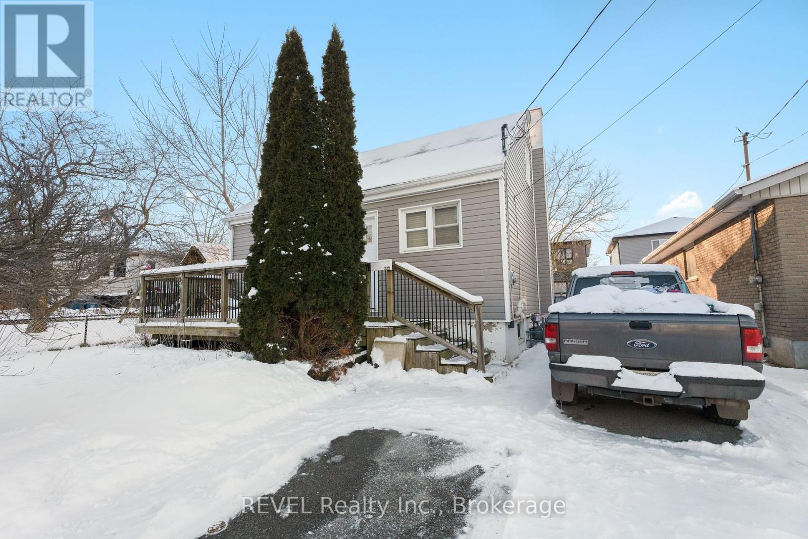 Property at 229 MORTON STREET image 3