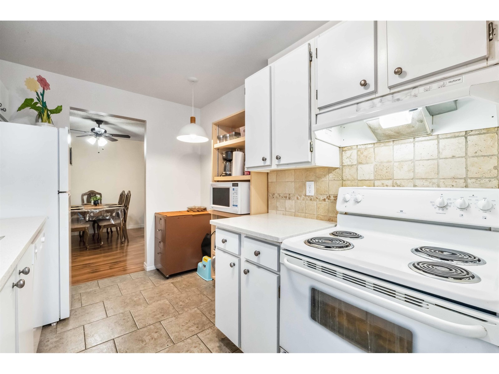 204 10680 151a Street, Surrey, British Columbia  V3R 8T4 - Photo 8 - R2969195