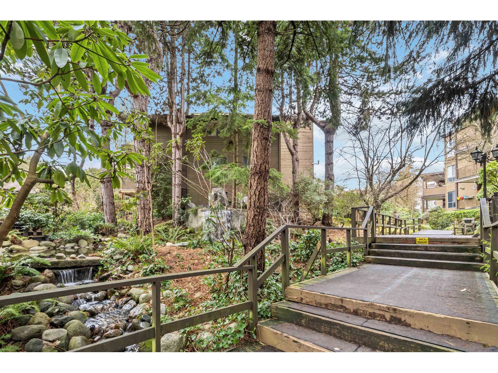204 10680 151a Street, Surrey, British Columbia  V3R 8T4 - Photo 39 - R2969195