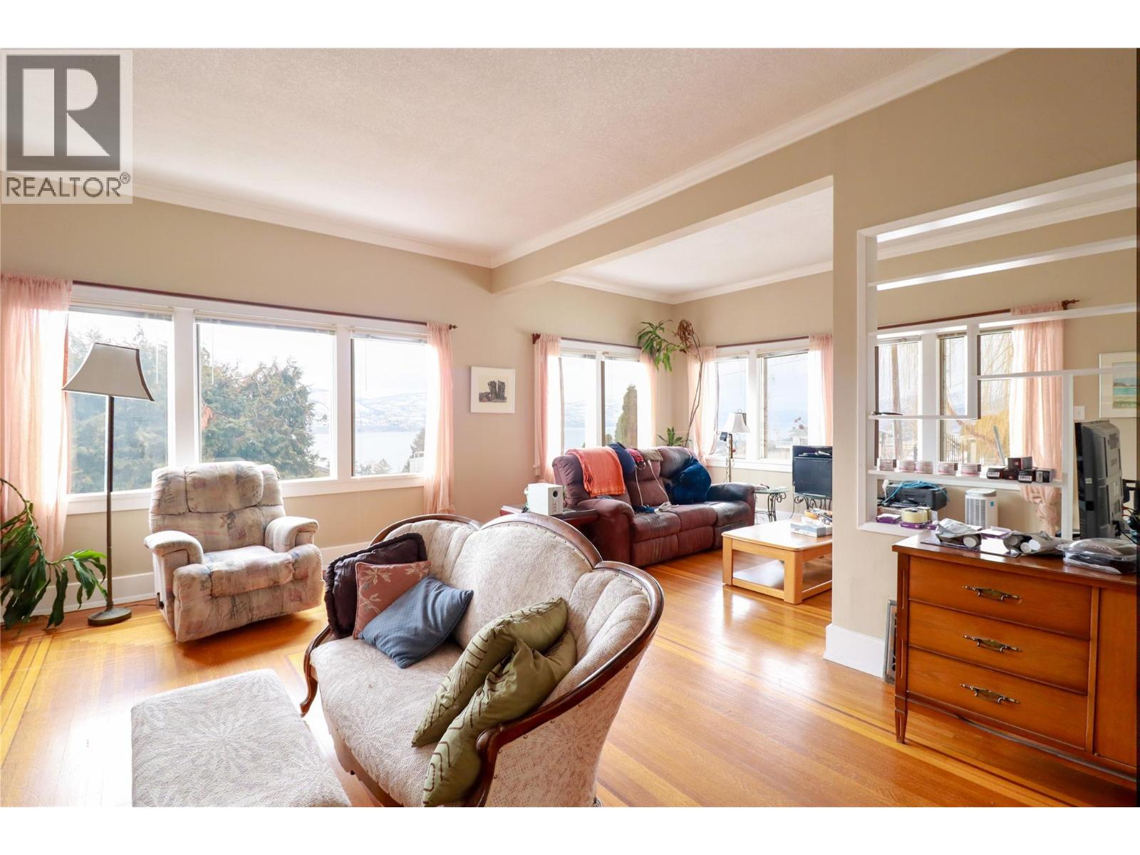 1050 Aikens Loop, Naramata, British Columbia  V0H 1N1 - Photo 3 - 10336311