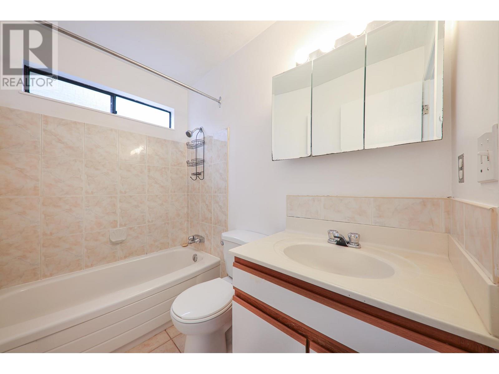 864 Pinebrook Place, Coquitlam, British Columbia  V3C 4B9 - Photo 26 - R2969650