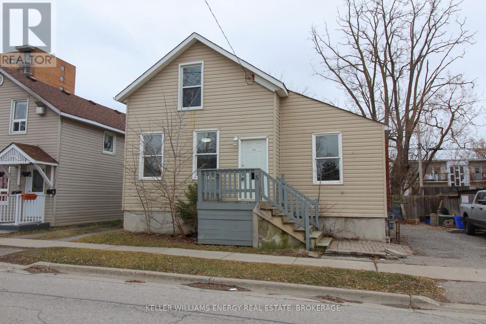 75 Colborne Street W, Oshawa, Ontario L1G 1L8 - Photo 1 - E11986141