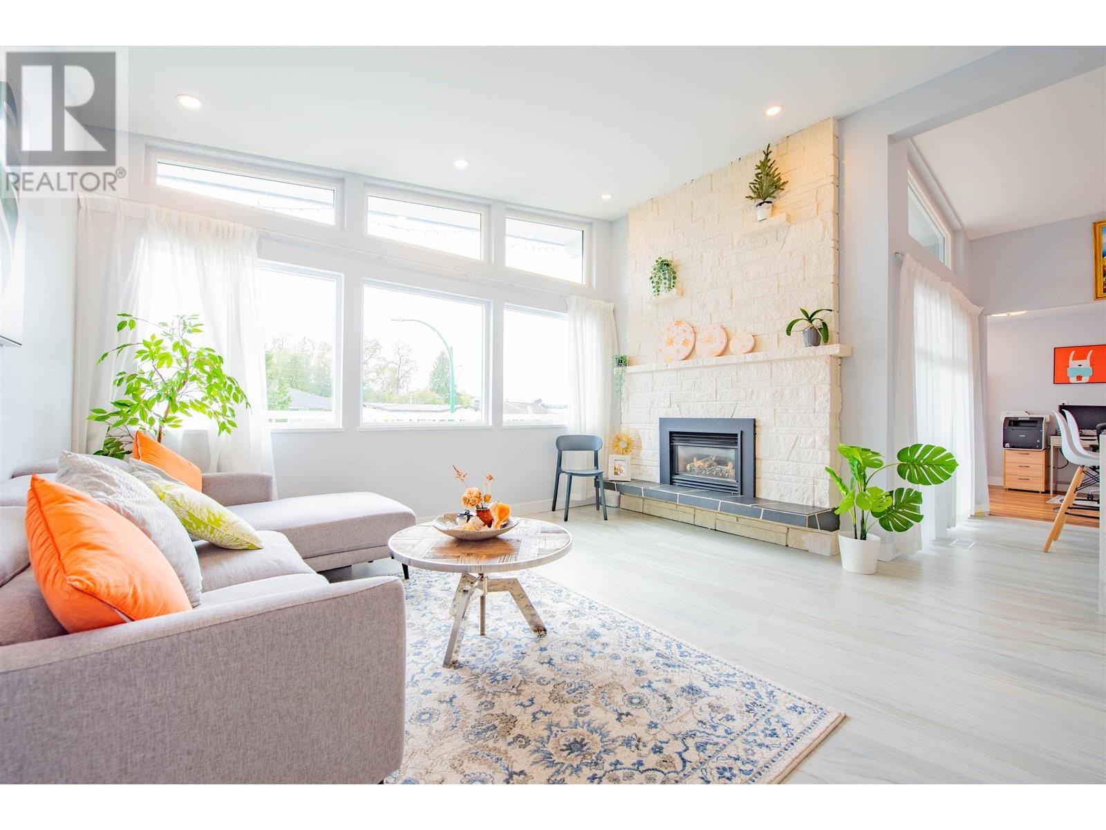 6855 YEOVIL PLACE, Burnaby