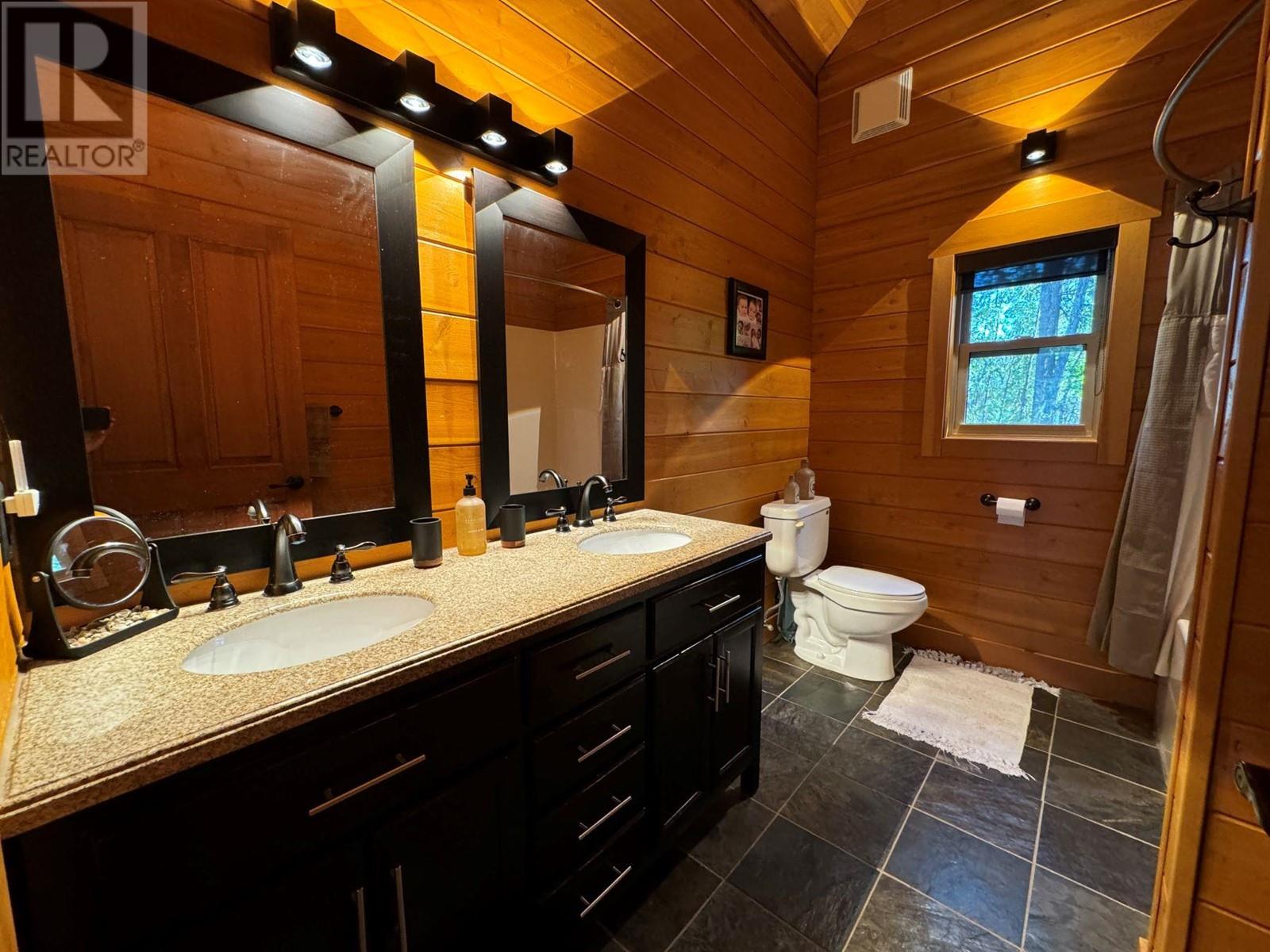 87 Larson Road, Christina Lake, British Columbia  V0H 1E0 - Photo 41 - 10336446