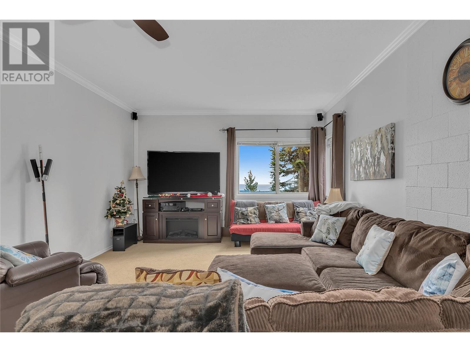 5882 Snow Pines Crescent Unit# A, Kelowna, British Columbia  V1P 1T4 - Photo 10 - 10336158
