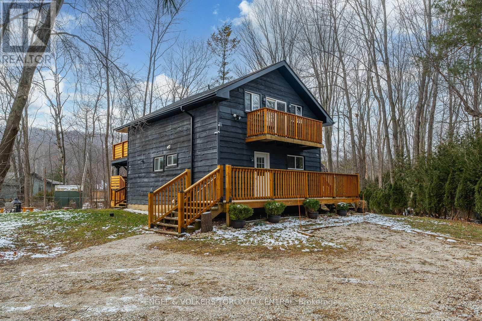 Property at 126 MARTIN GRV image 1