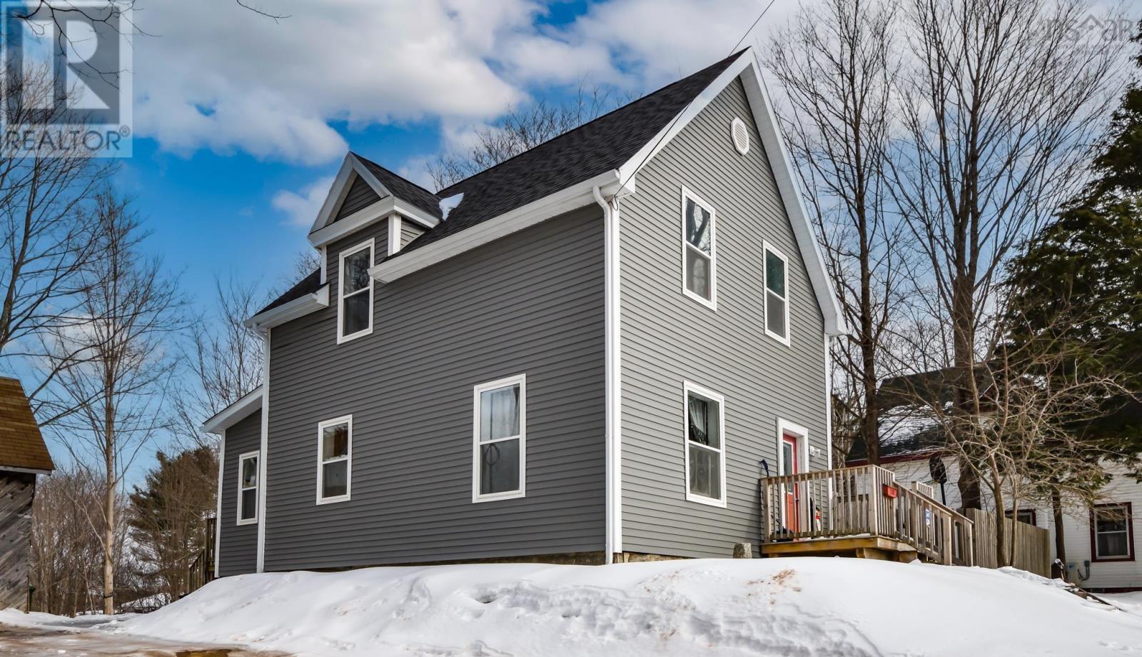 214 High Street, Bridgewater, Nova Scotia  B4V 1W3 - Photo 17 - 202503477