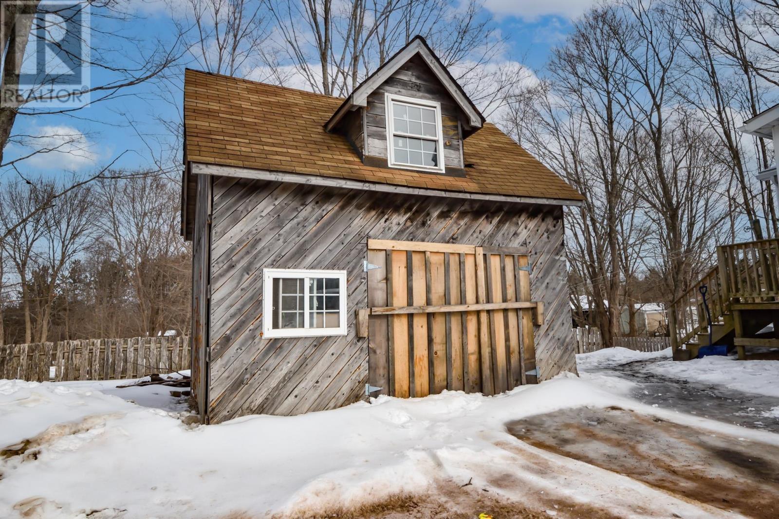 214 High Street, Bridgewater, Nova Scotia  B4V 1W3 - Photo 18 - 202503477