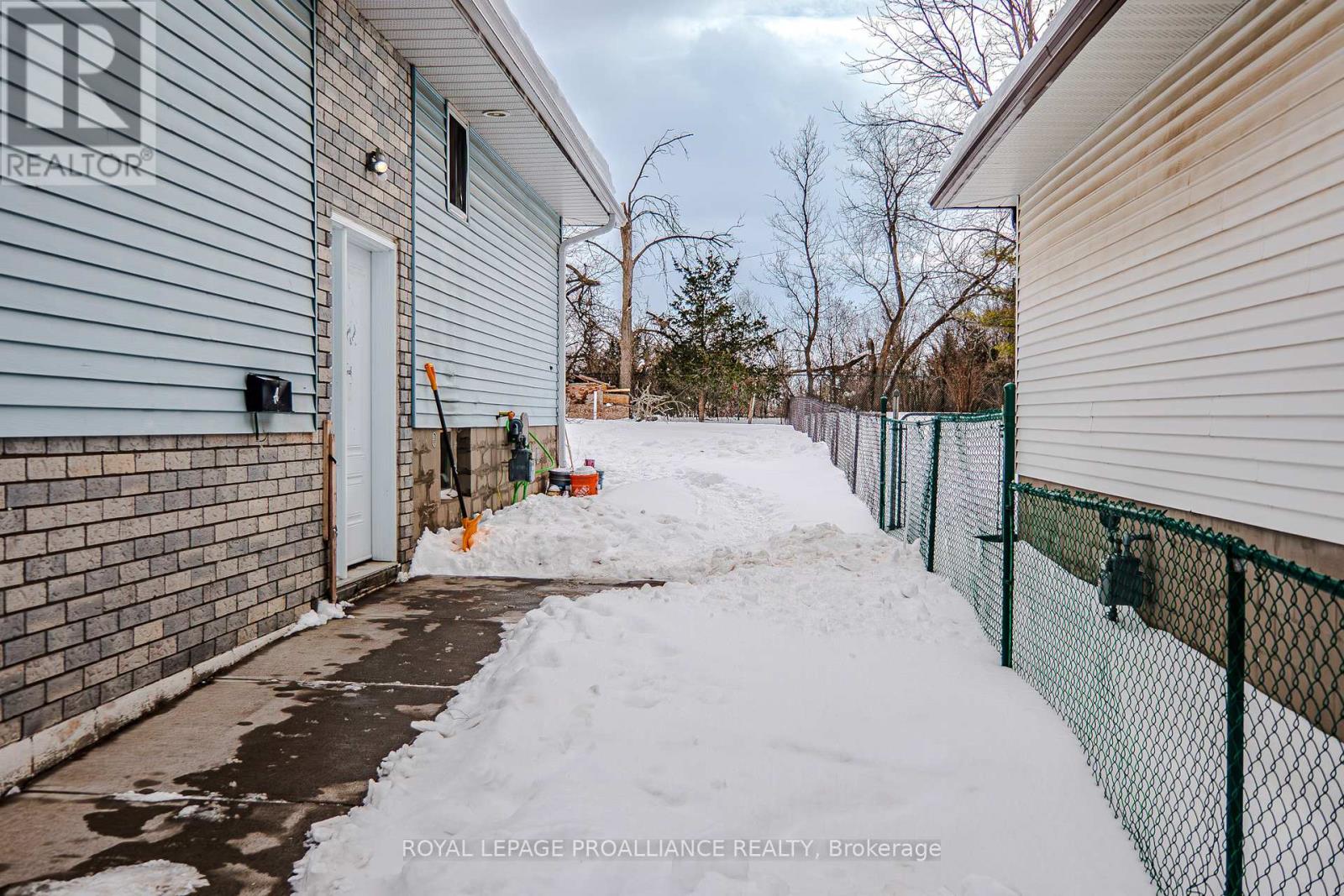 21 Pepper Avenue, Belleville, Ontario  K8P 4R2 - Photo 3 - X11986207