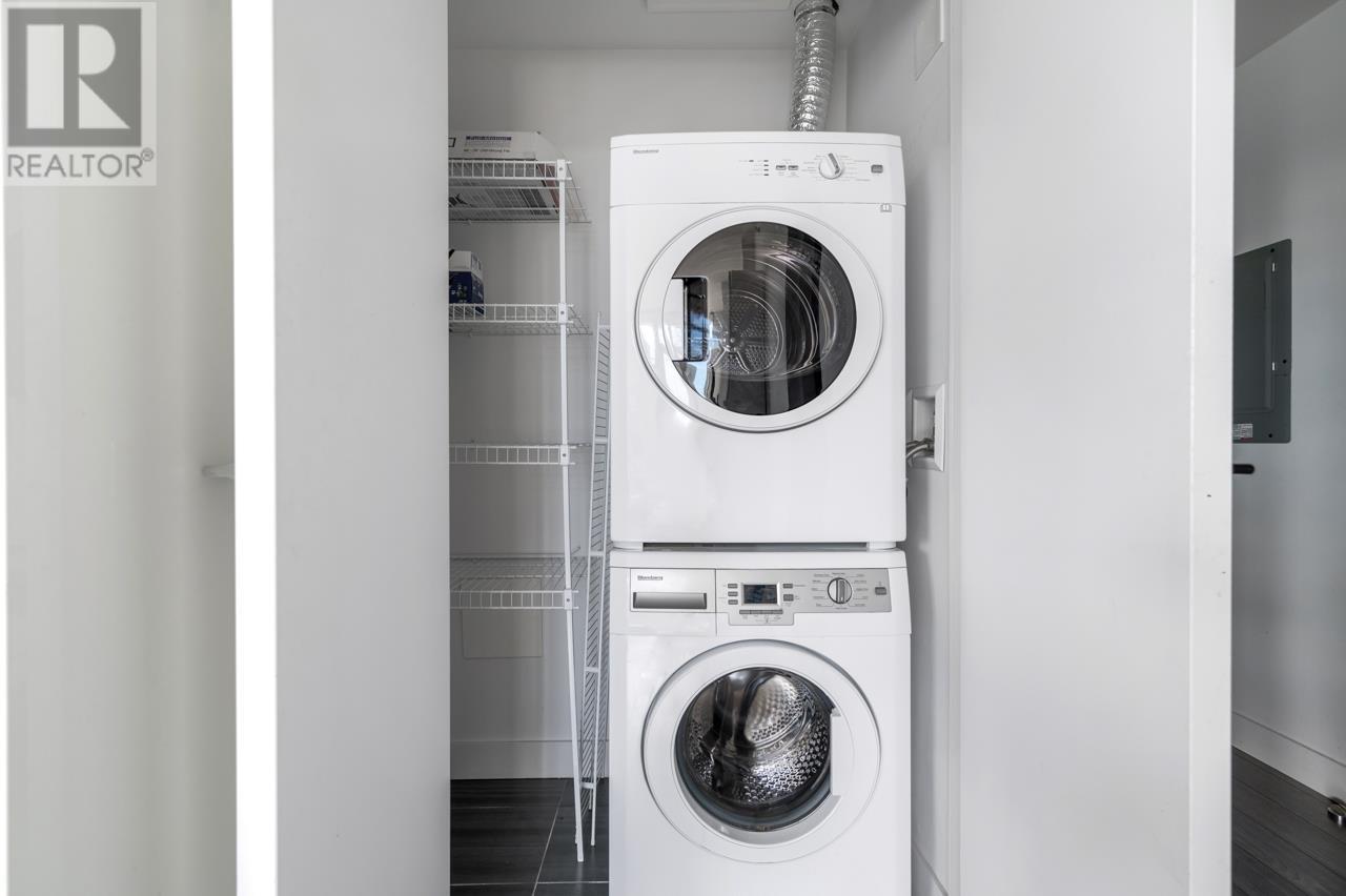 Listing Picture 15 of 18 : 1907 1283 HOWE STREET, Vancouver / 溫哥華 - 魯藝地產 Yvonne Lu Group - MLS Medallion Club Member