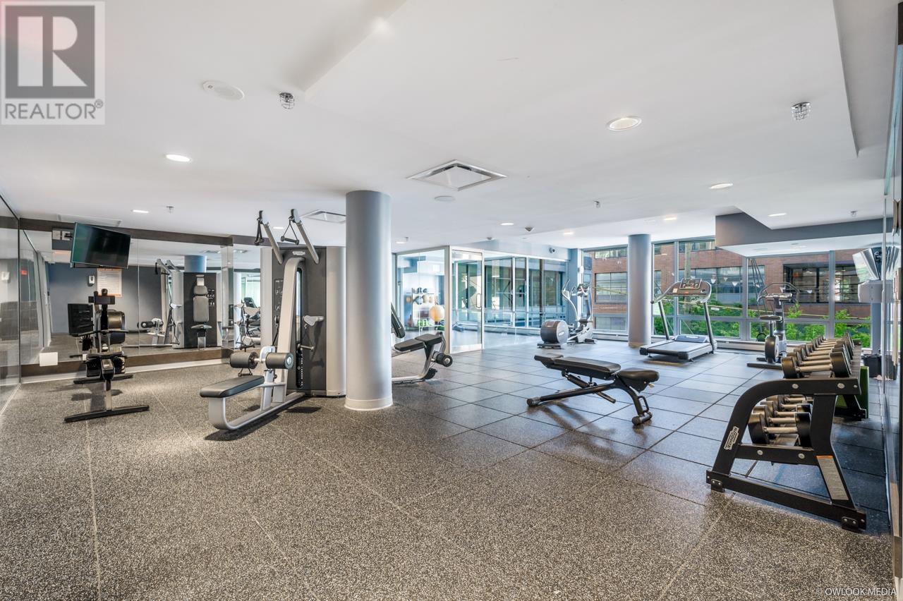 Listing Picture 16 of 18 : 1907 1283 HOWE STREET, Vancouver / 溫哥華 - 魯藝地產 Yvonne Lu Group - MLS Medallion Club Member