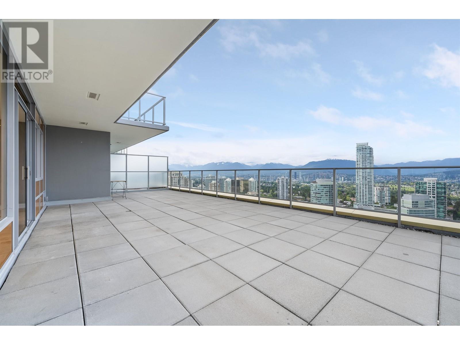 Listing Picture 14 of 25 : 2601 6383 MCKAY AVENUE, Burnaby / 本拿比 - 魯藝地產 Yvonne Lu Group - MLS Medallion Club Member