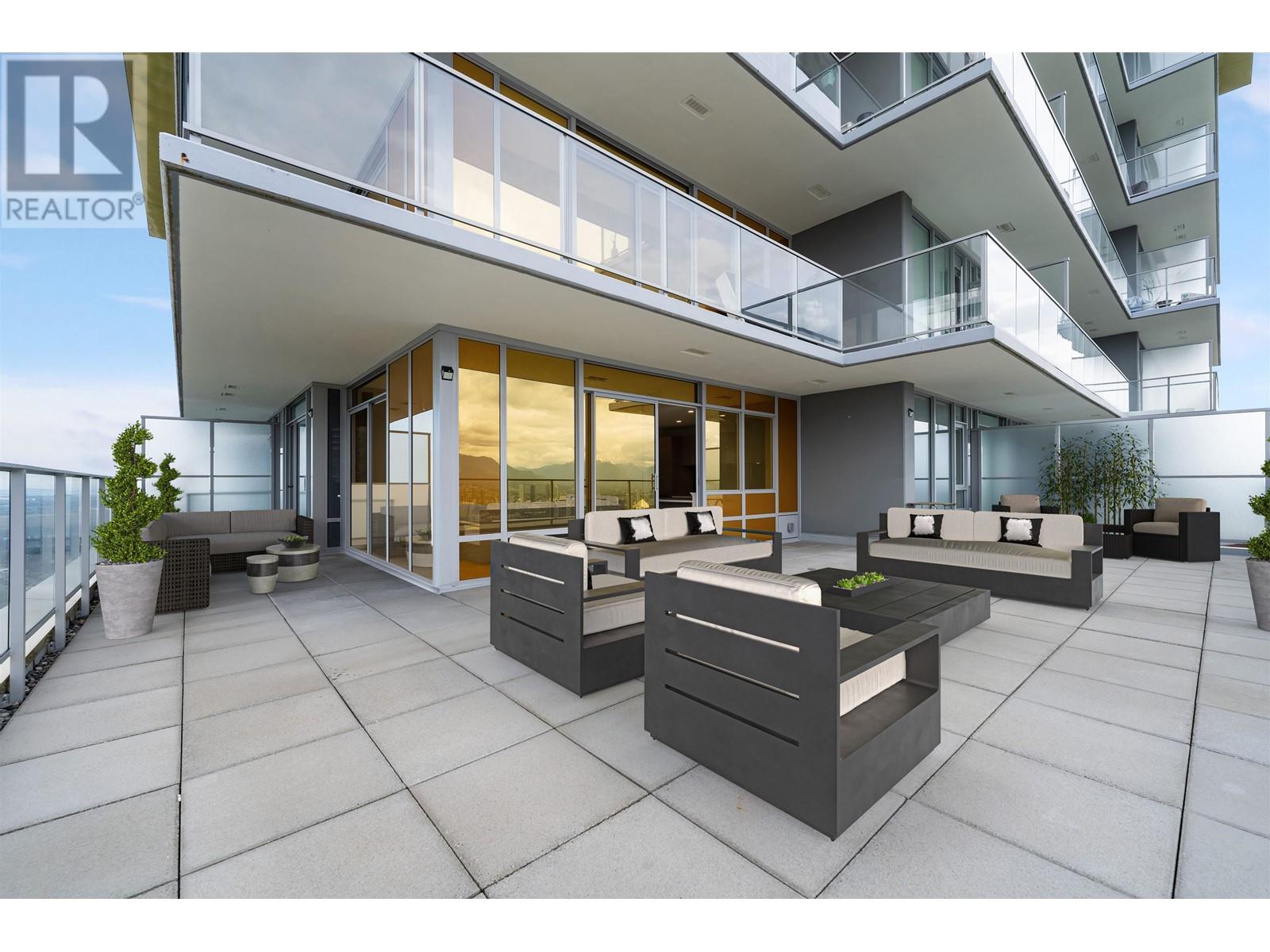 Listing Picture 2 of 25 : 2601 6383 MCKAY AVENUE, Burnaby / 本拿比 - 魯藝地產 Yvonne Lu Group - MLS Medallion Club Member