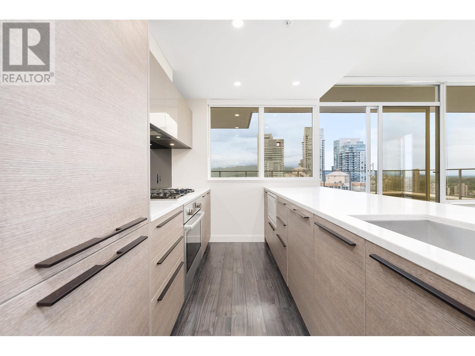 Listing Picture 18 of 25 : 2601 6383 MCKAY AVENUE, Burnaby / 本拿比 - 魯藝地產 Yvonne Lu Group - MLS Medallion Club Member