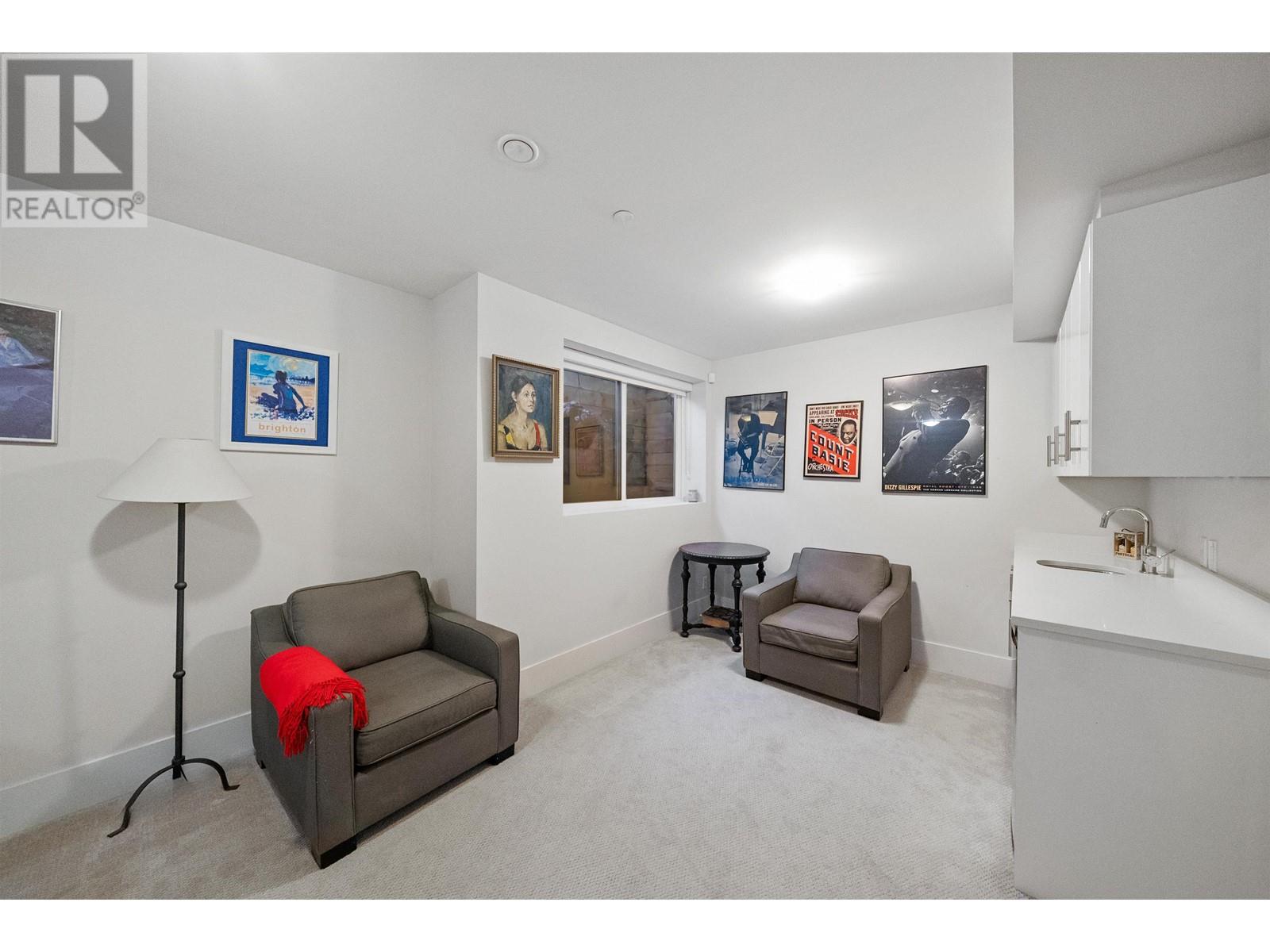 2 330 W 14th Street, North Vancouver, British Columbia  V7M 1P6 - Photo 22 - R2969911