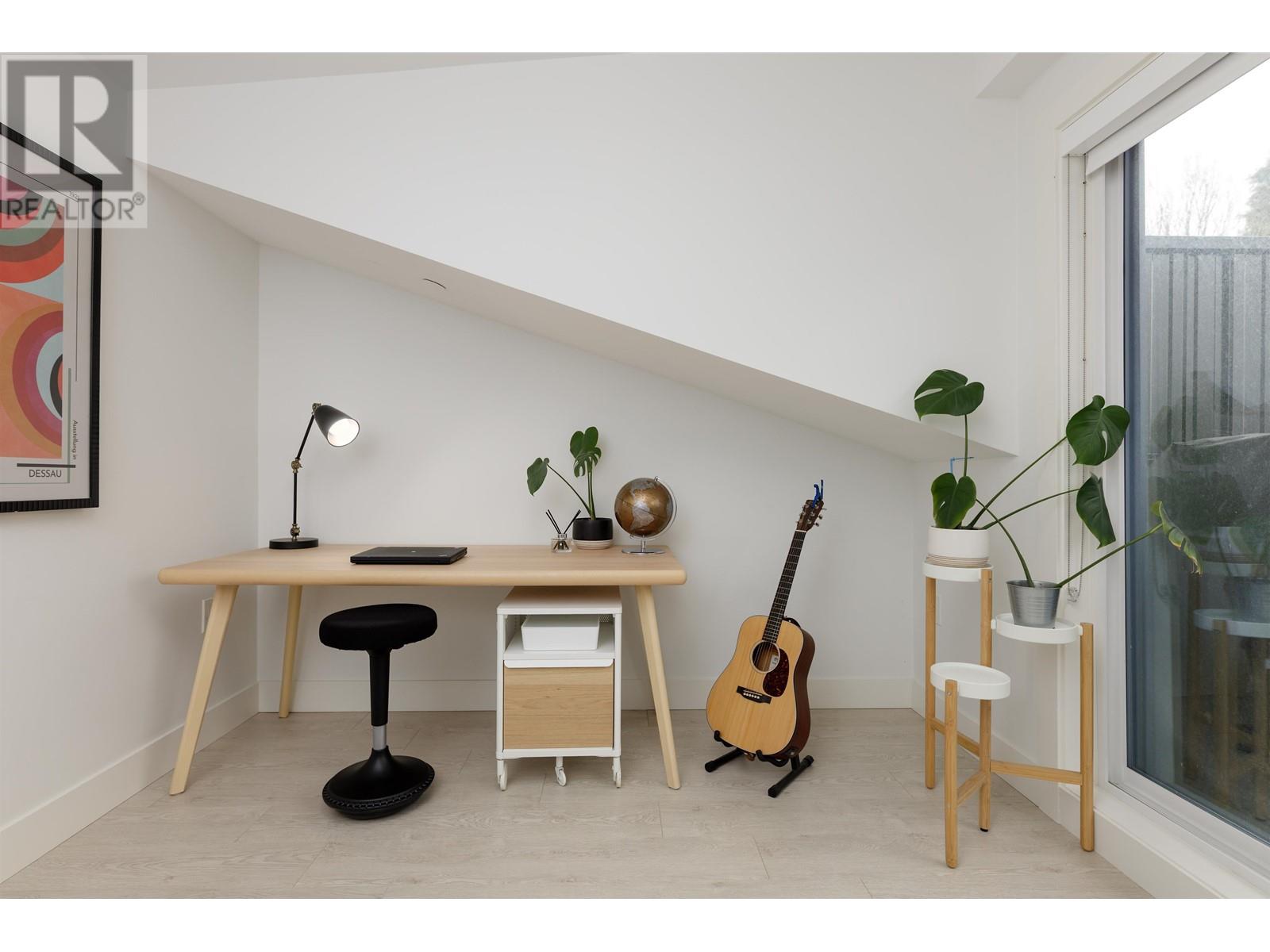 Listing Picture 12 of 16 : 4736 DUCHESS STREET, Vancouver / 溫哥華 - 魯藝地產 Yvonne Lu Group - MLS Medallion Club Member