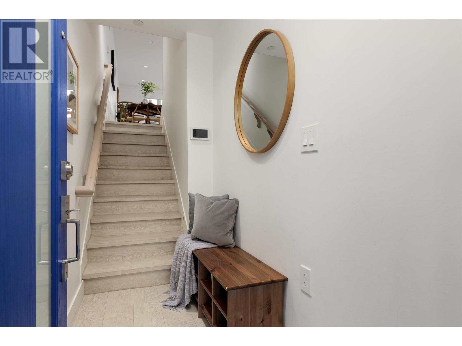 Listing Picture 15 of 16 : 4736 DUCHESS STREET, Vancouver / 溫哥華 - 魯藝地產 Yvonne Lu Group - MLS Medallion Club Member