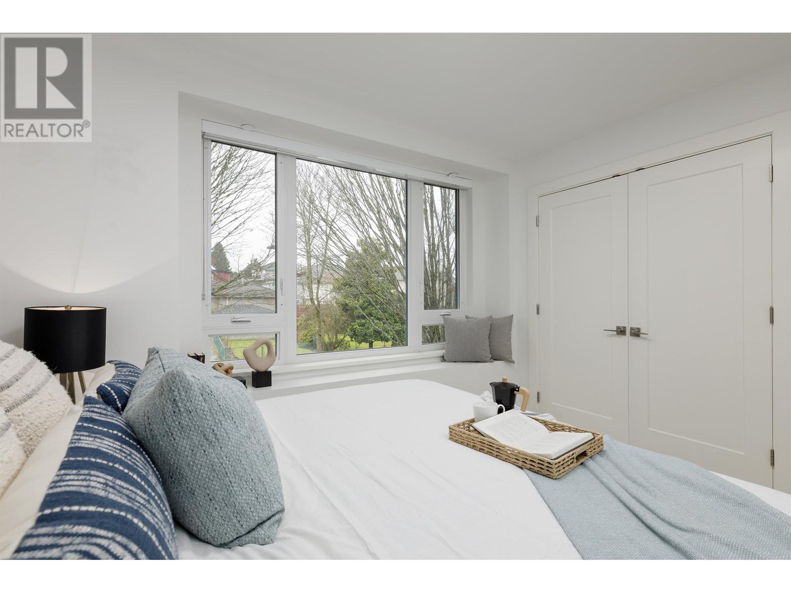 Listing Picture 8 of 16 : 4736 DUCHESS STREET, Vancouver / 溫哥華 - 魯藝地產 Yvonne Lu Group - MLS Medallion Club Member