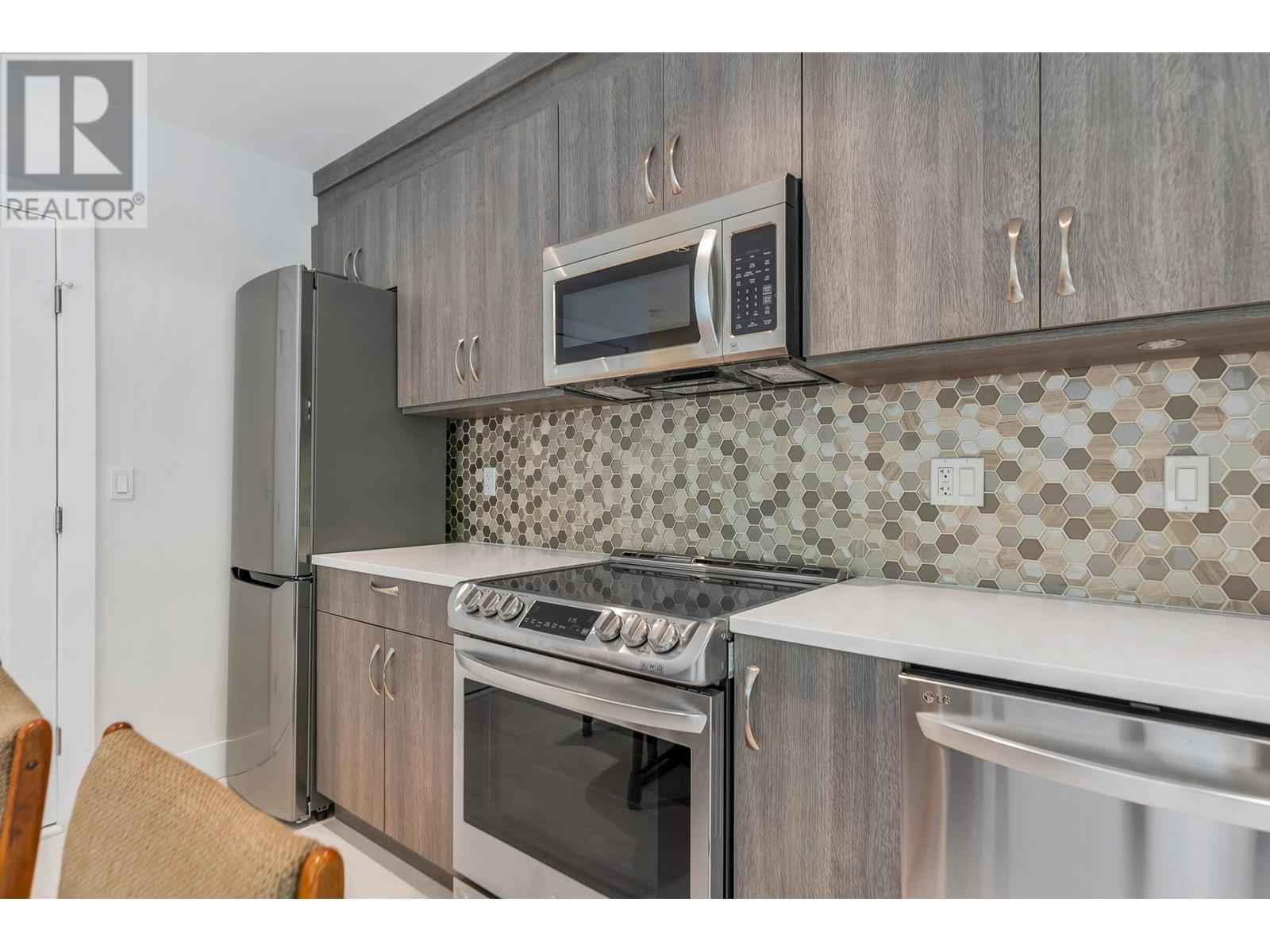 415 W Keith Road, North Vancouver, British Columbia  V7M 1M2 - Photo 36 - R2969930
