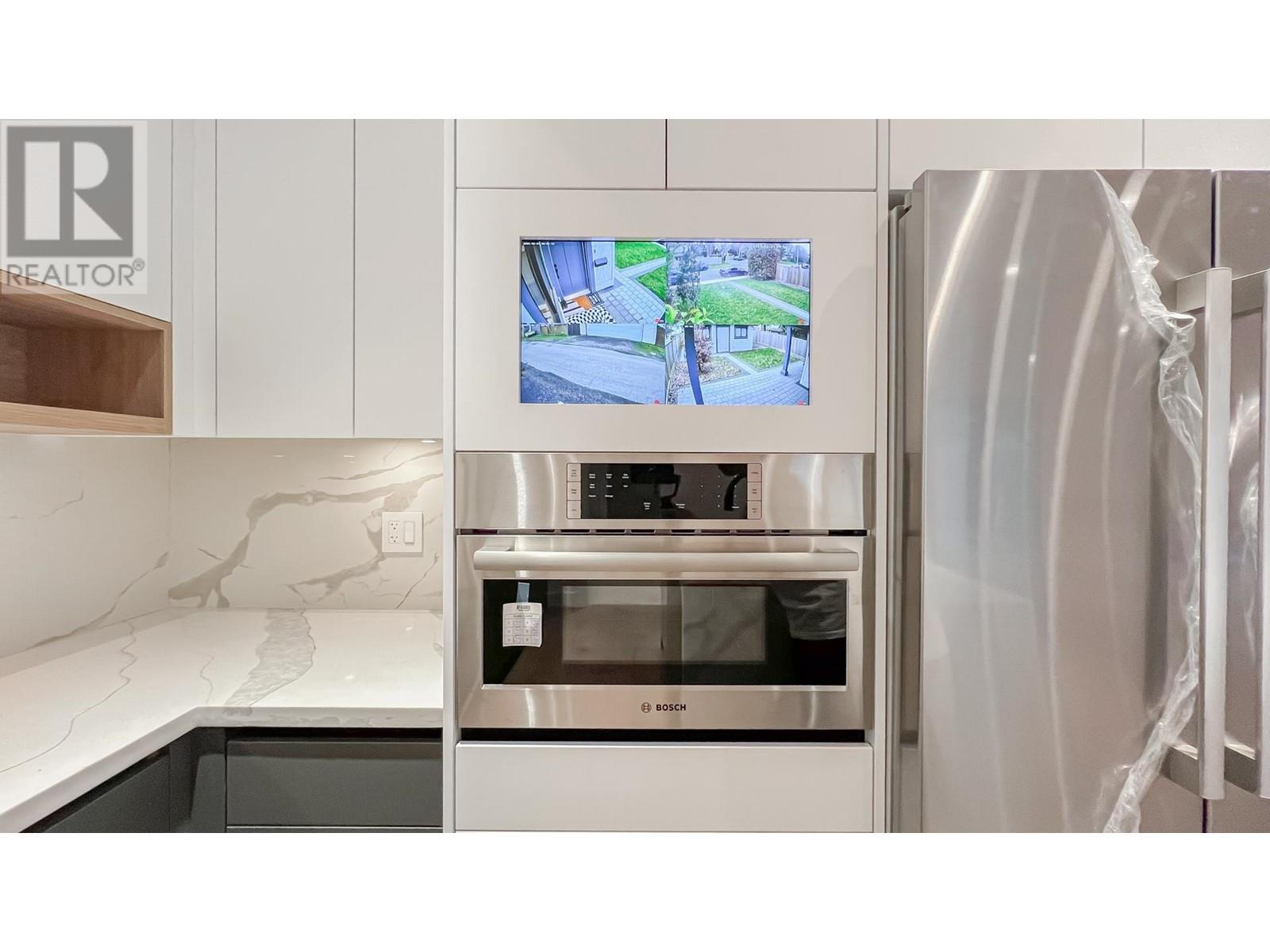 Listing Picture 15 of 40 : 3760 SHUSWAP AVENUE, Richmond / 烈治文 - 魯藝地產 Yvonne Lu Group - MLS Medallion Club Member