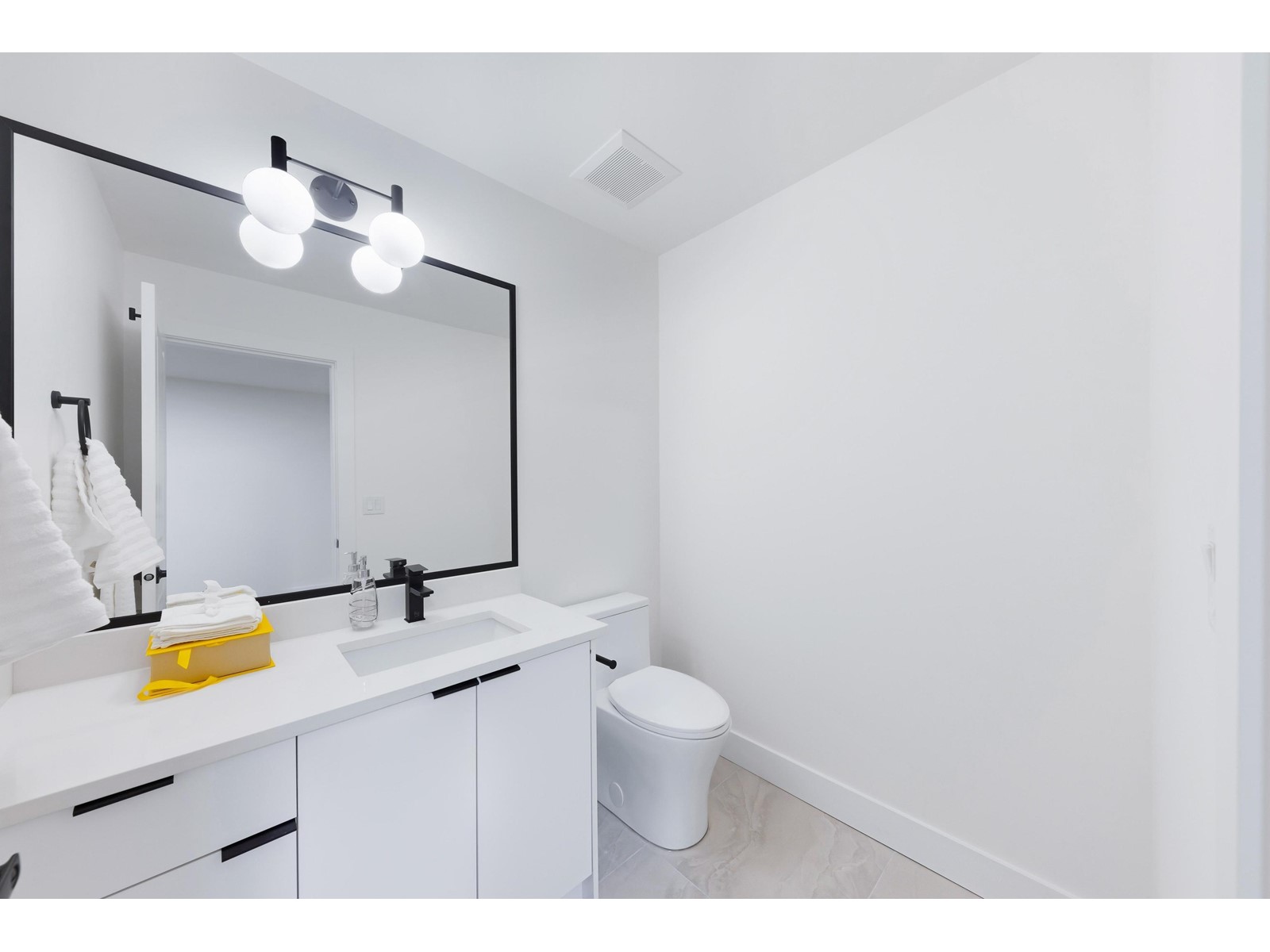 7763 197 Street, Langley, British Columbia  V2Y 3R5 - Photo 10 - R2967030