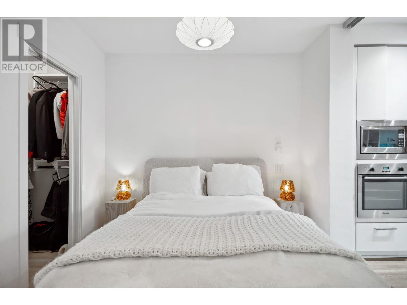 Ph3 2468 Bayswater Street, Vancouver, British Columbia  V6K 4B3 - Photo 11 - R2969789