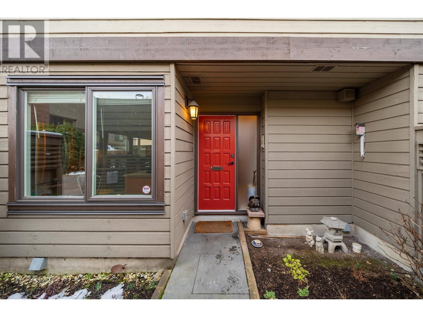 3973 Parkway Drive, Vancouver, British Columbia  V6L 3C9 - Photo 2 - R2969885