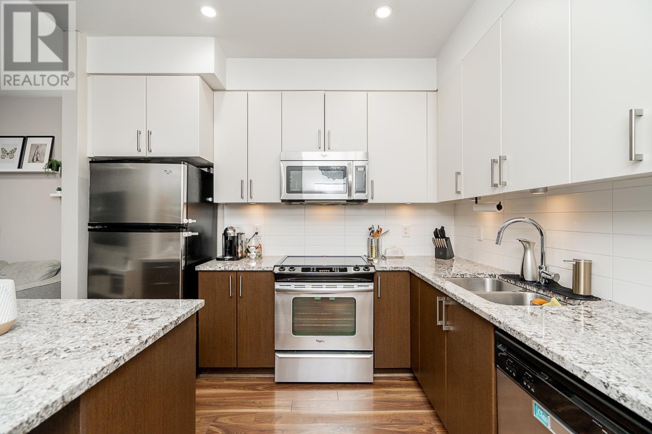 419 55 Eighth Avenue, New Westminster, British Columbia  V3L 0E8 - Photo 10 - R2969956