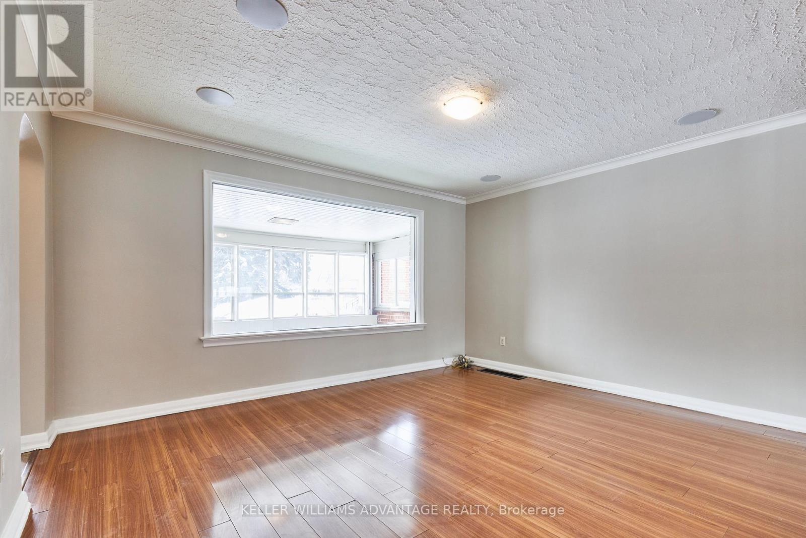 Main - 36 Ilfracombe Crescent, Toronto, Ontario  M1R 3R8 - Photo 13 - E11922370