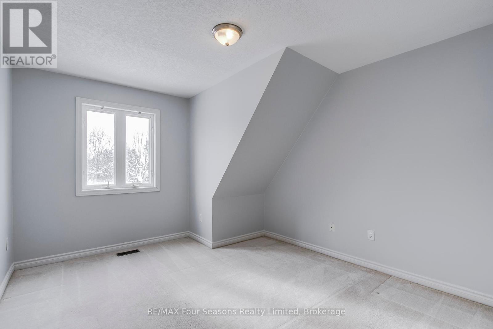 1 - 5 Invermara Court, Orillia, Ontario  L3V 8B4 - Photo 24 - S11983788