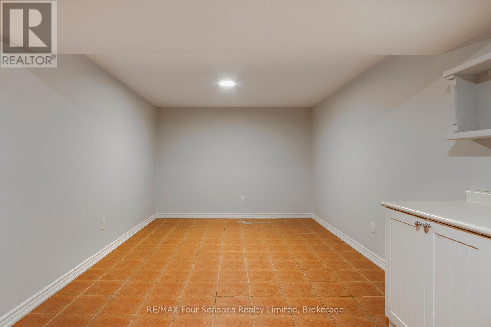 1 - 5 Invermara Court, Orillia, Ontario  L3V 8B4 - Photo 34 - S11983788
