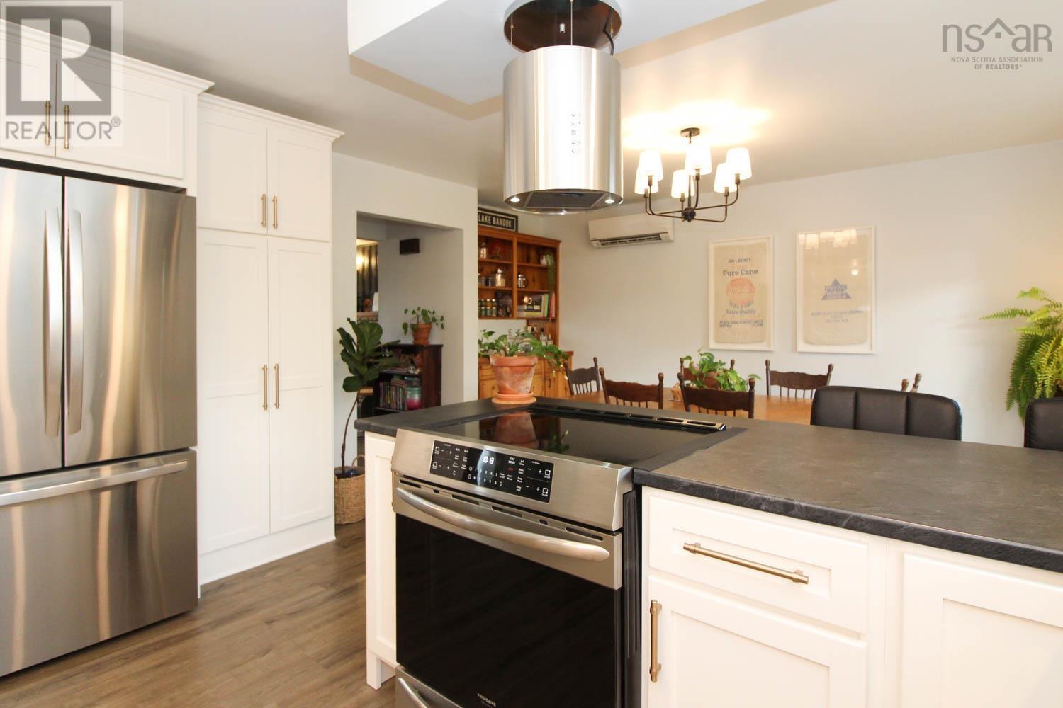 50 Brite Avenue, Bible Hill, Nova Scotia  B2N 5R6 - Photo 14 - 202425484