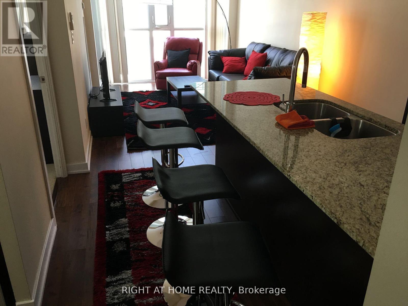 Property at 601 - 4065 BRICKSTONE MEWS image 3