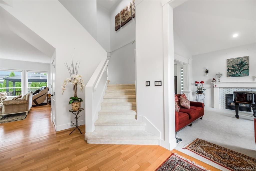 Property at 16777 105 AVE image 3