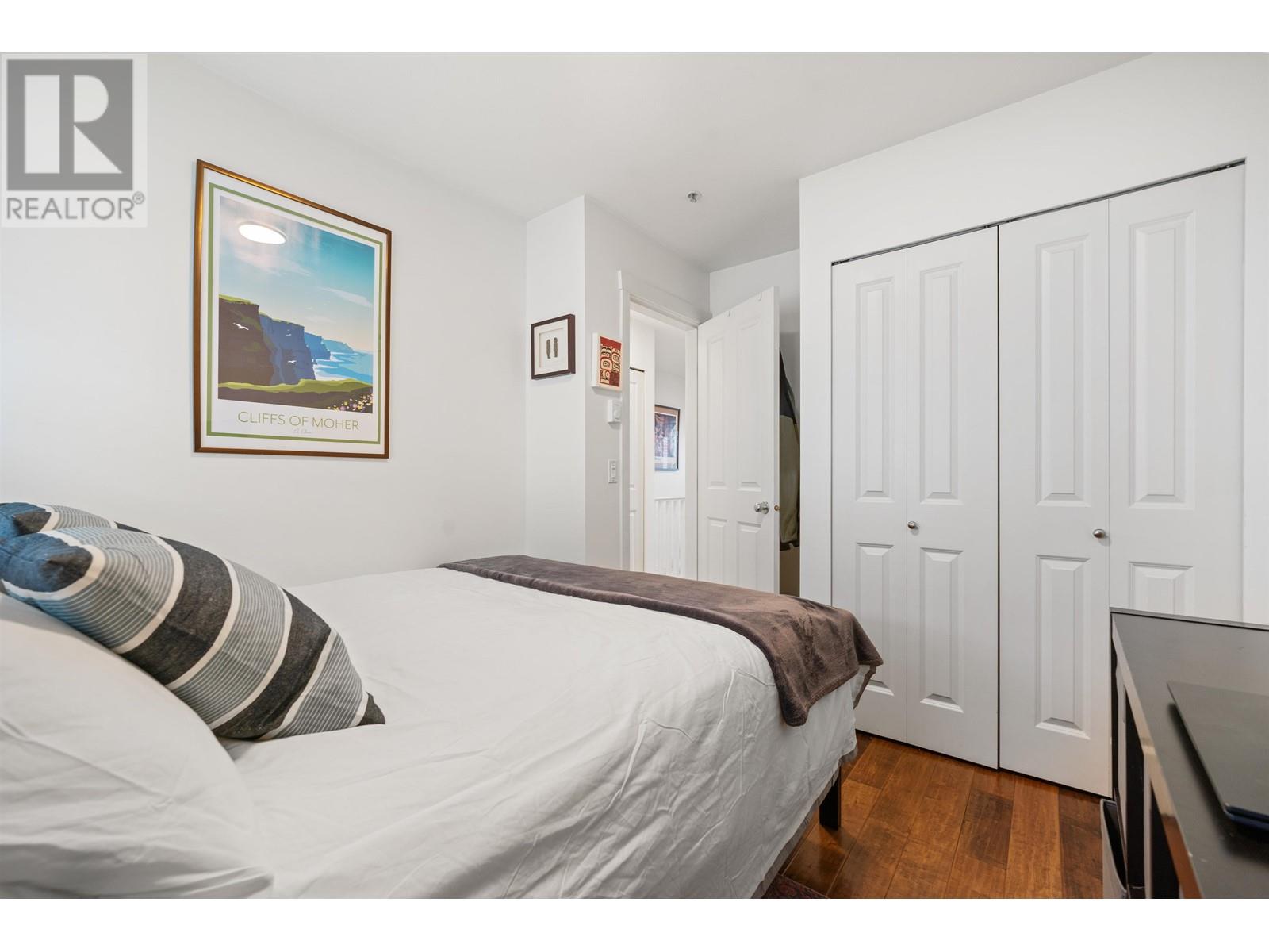 Listing Picture 27 of 40 : 11 3737 PENDER STREET, Burnaby / 本拿比 - 魯藝地產 Yvonne Lu Group - MLS Medallion Club Member