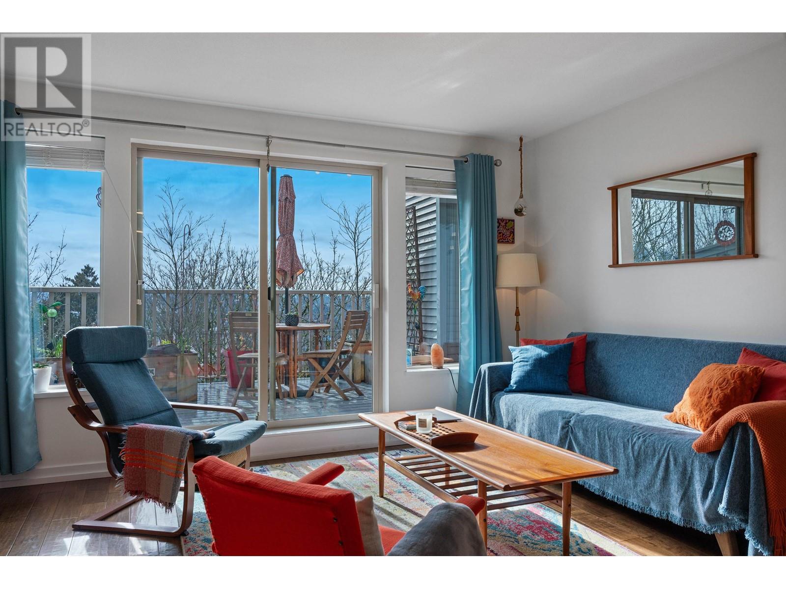 Listing Picture 31 of 40 : 11 3737 PENDER STREET, Burnaby / 本拿比 - 魯藝地產 Yvonne Lu Group - MLS Medallion Club Member