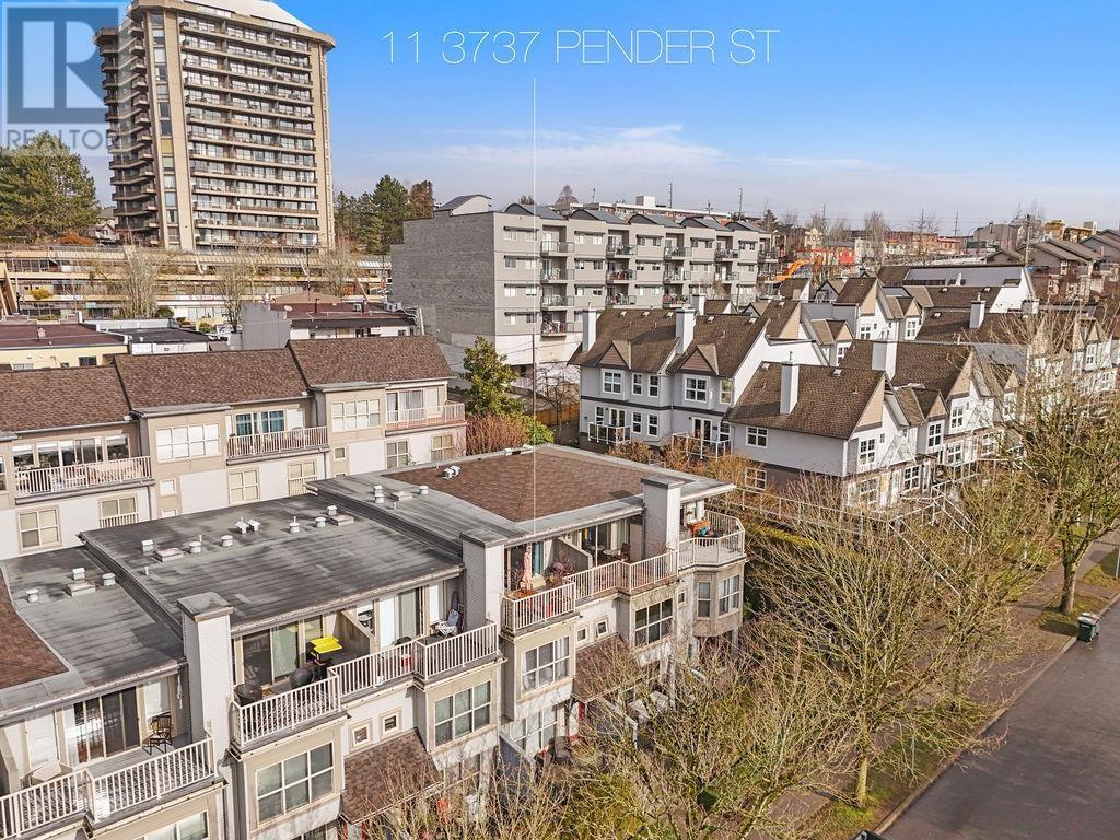Listing Picture 39 of 40 : 11 3737 PENDER STREET, Burnaby / 本拿比 - 魯藝地產 Yvonne Lu Group - MLS Medallion Club Member