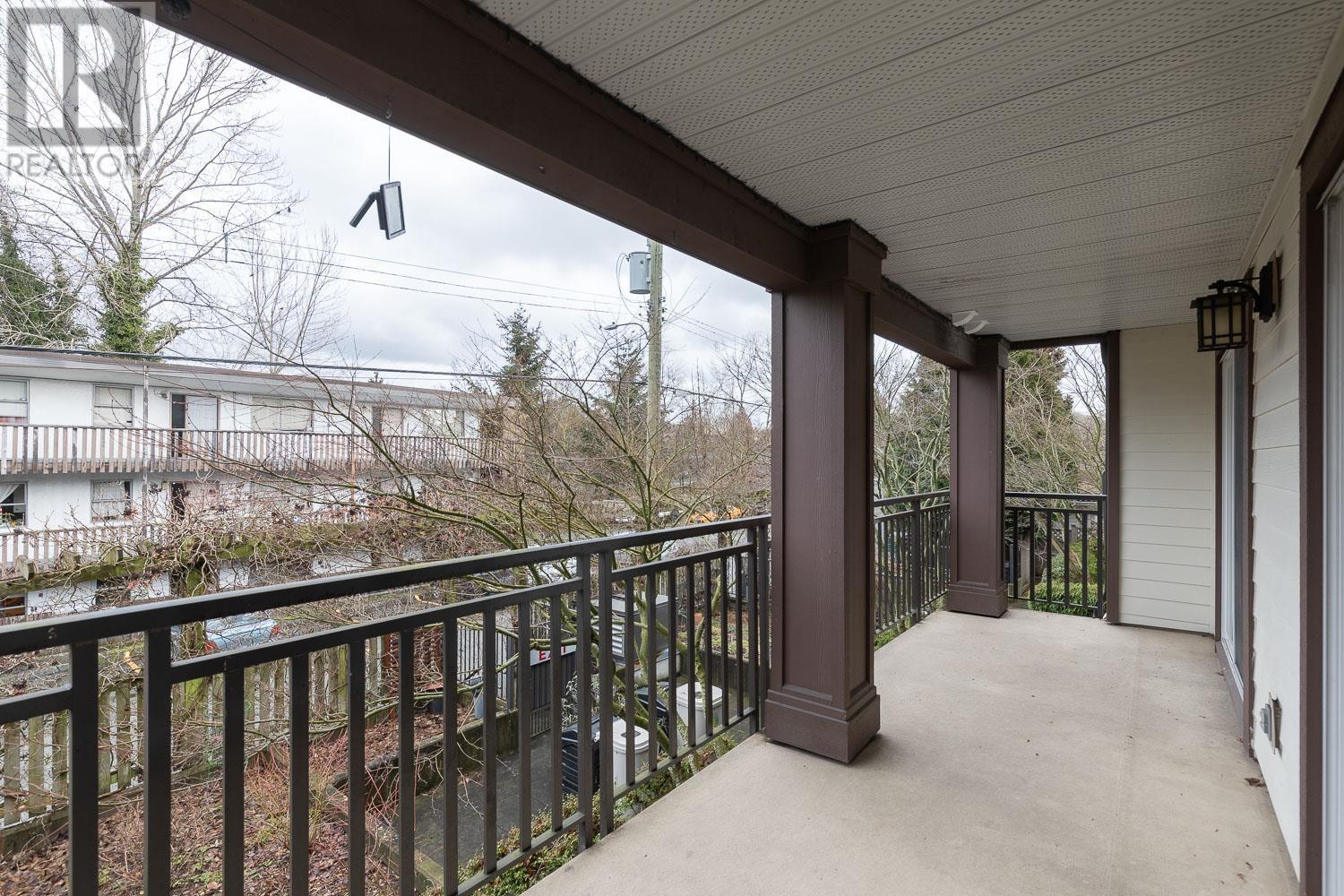 Listing Picture 20 of 24 : 201 1533 E 8TH AVENUE, Vancouver / 溫哥華 - 魯藝地產 Yvonne Lu Group - MLS Medallion Club Member