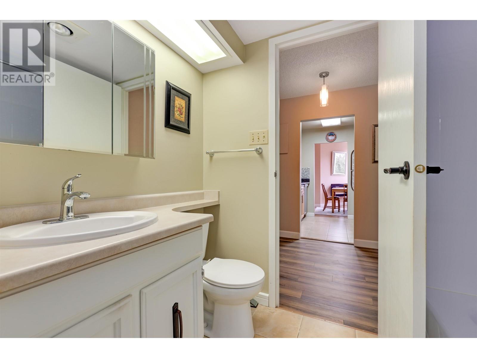 702 710 Seventh Avenue, New Westminster, British Columbia  V3M 5V3 - Photo 17 - R2969995