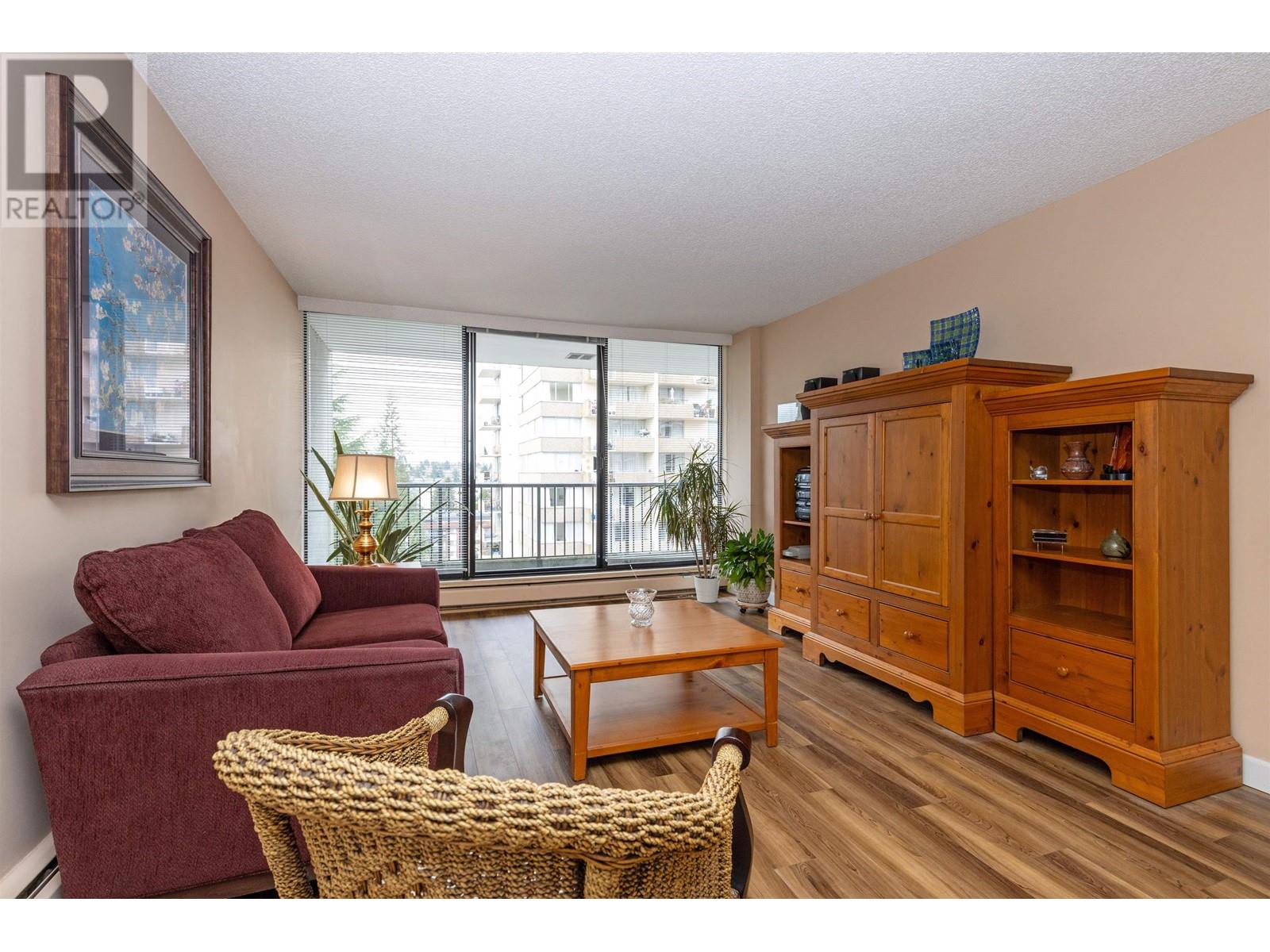 702 710 Seventh Avenue, New Westminster, British Columbia  V3M 5V3 - Photo 4 - R2969995