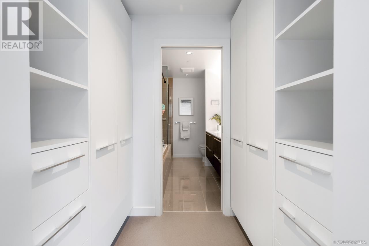 Listing Picture 26 of 38 : 105 6622 PEARSON WAY, Richmond / 烈治文 - 魯藝地產 Yvonne Lu Group - MLS Medallion Club Member