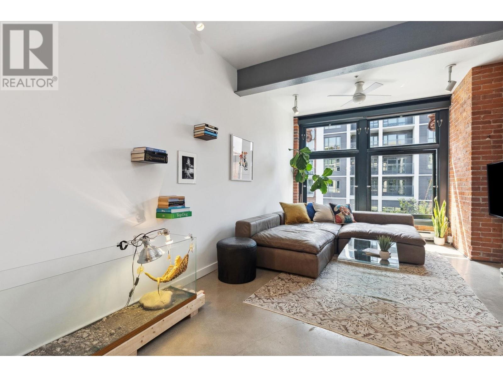 Listing Picture 10 of 30 : 503 53 W HASTINGS STREET, Vancouver / 溫哥華 - 魯藝地產 Yvonne Lu Group - MLS Medallion Club Member