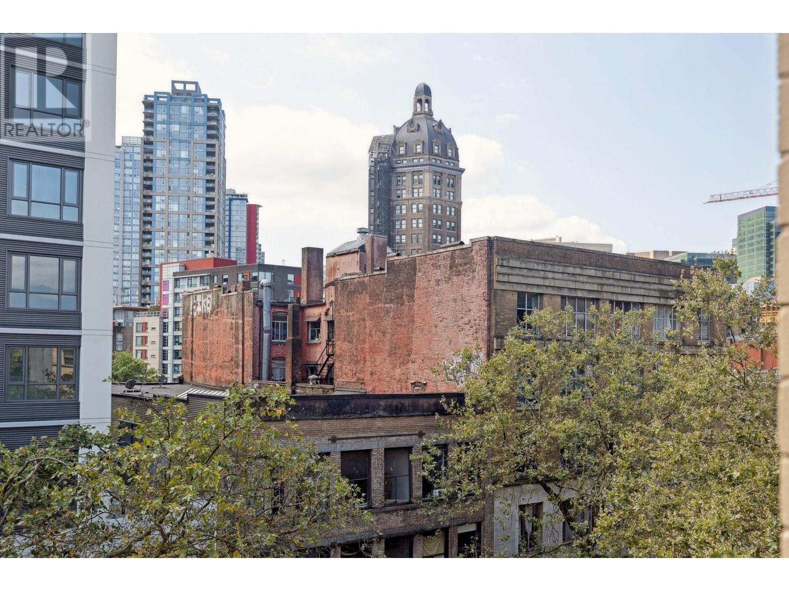 Listing Picture 18 of 30 : 503 53 W HASTINGS STREET, Vancouver / 溫哥華 - 魯藝地產 Yvonne Lu Group - MLS Medallion Club Member