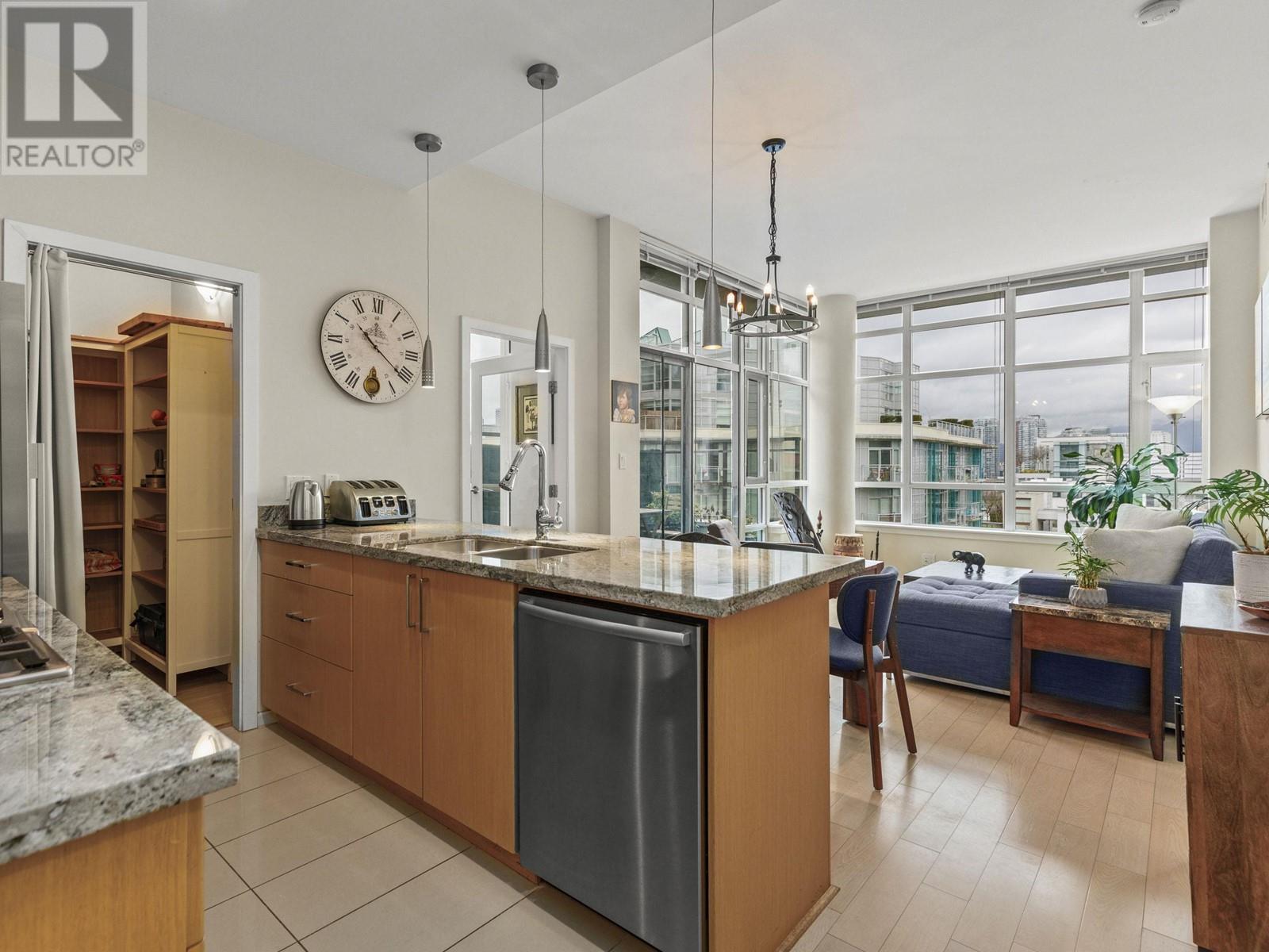 901 63 W 2nd Avenue, Vancouver, British Columbia  V5Y 0G8 - Photo 4 - R2970009