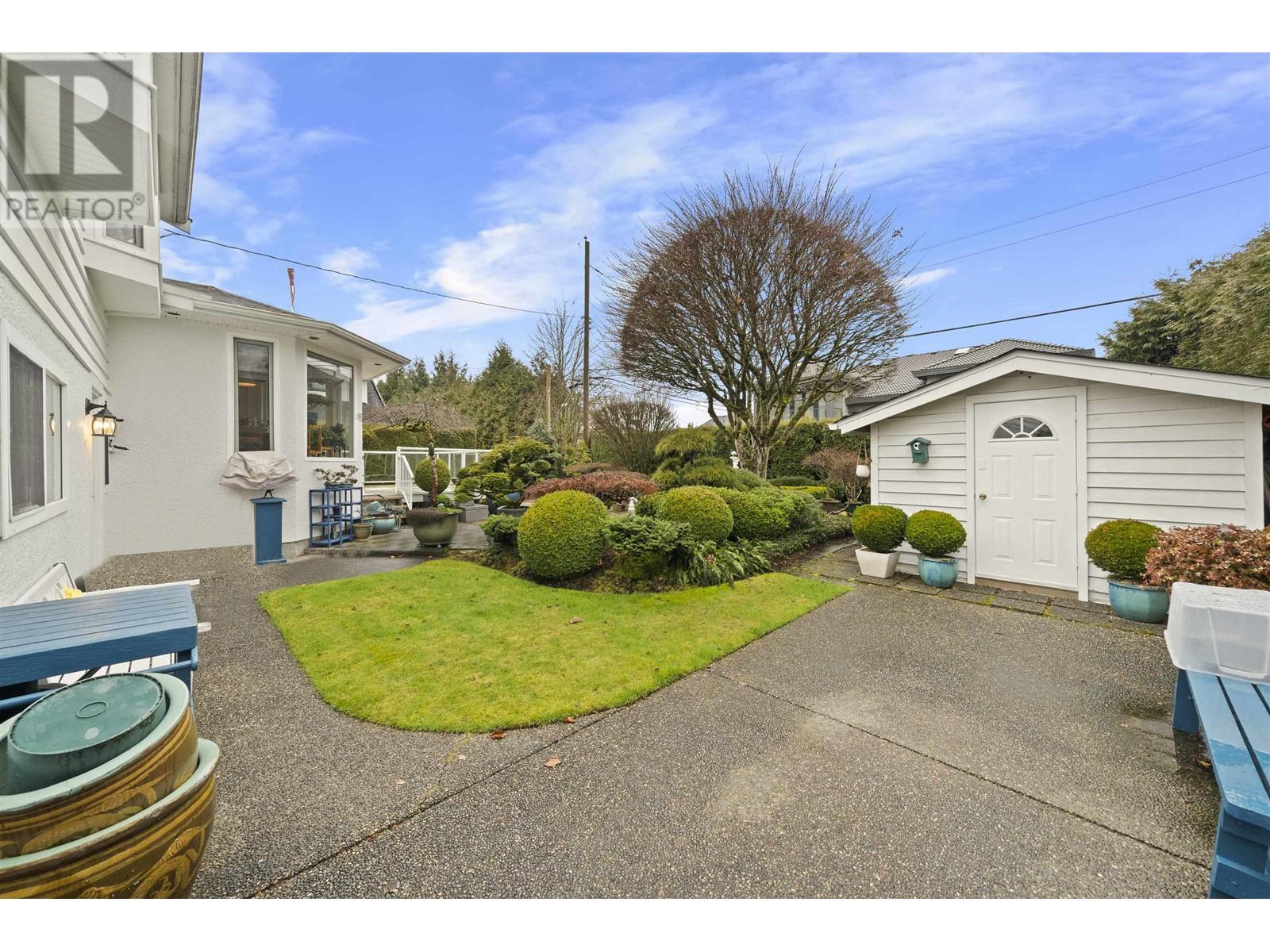 Listing Picture 27 of 31 : 8511 FAIRFAX CRESCENT, Richmond / 烈治文 - 魯藝地產 Yvonne Lu Group - MLS Medallion Club Member